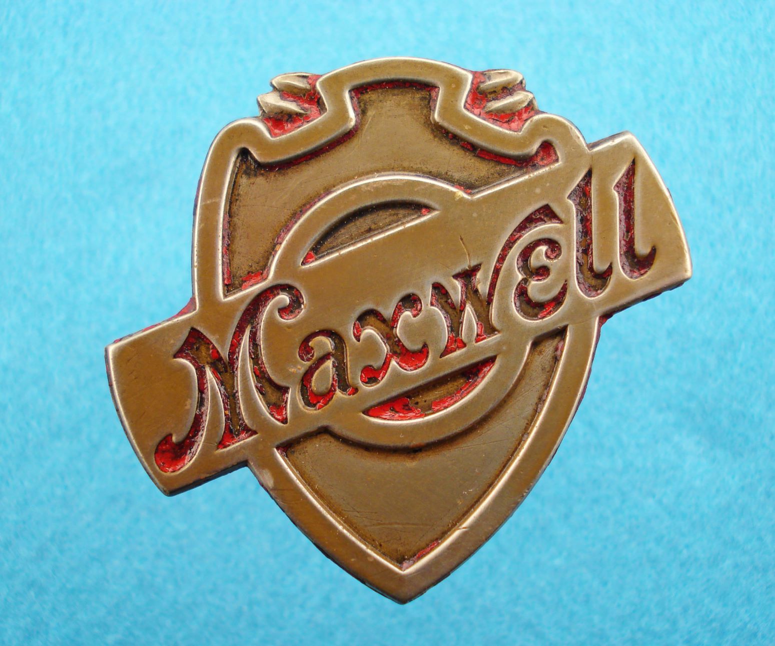American Auto Emblems MAXWELL