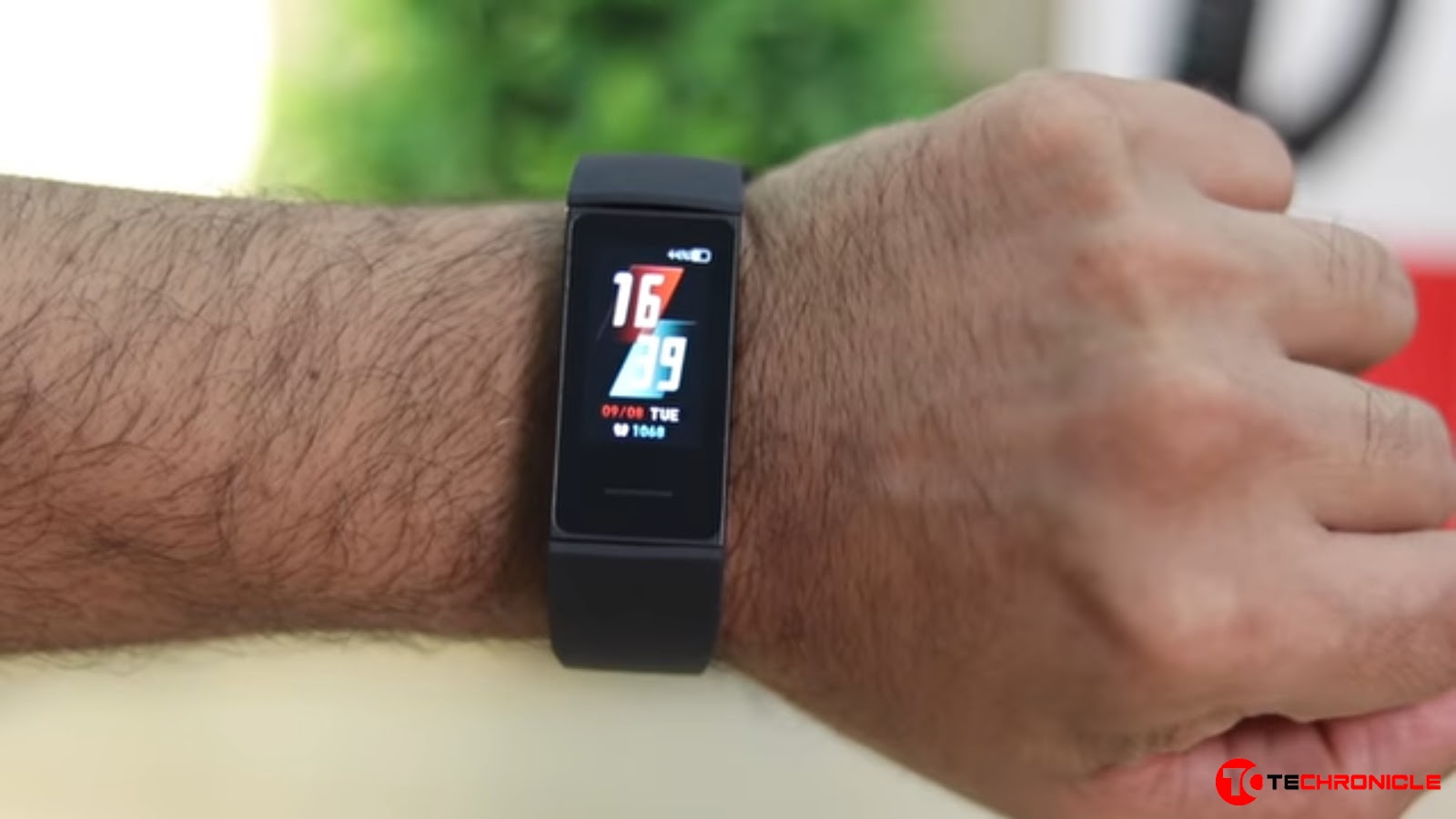 Redmi Smart Band Review on Wrist