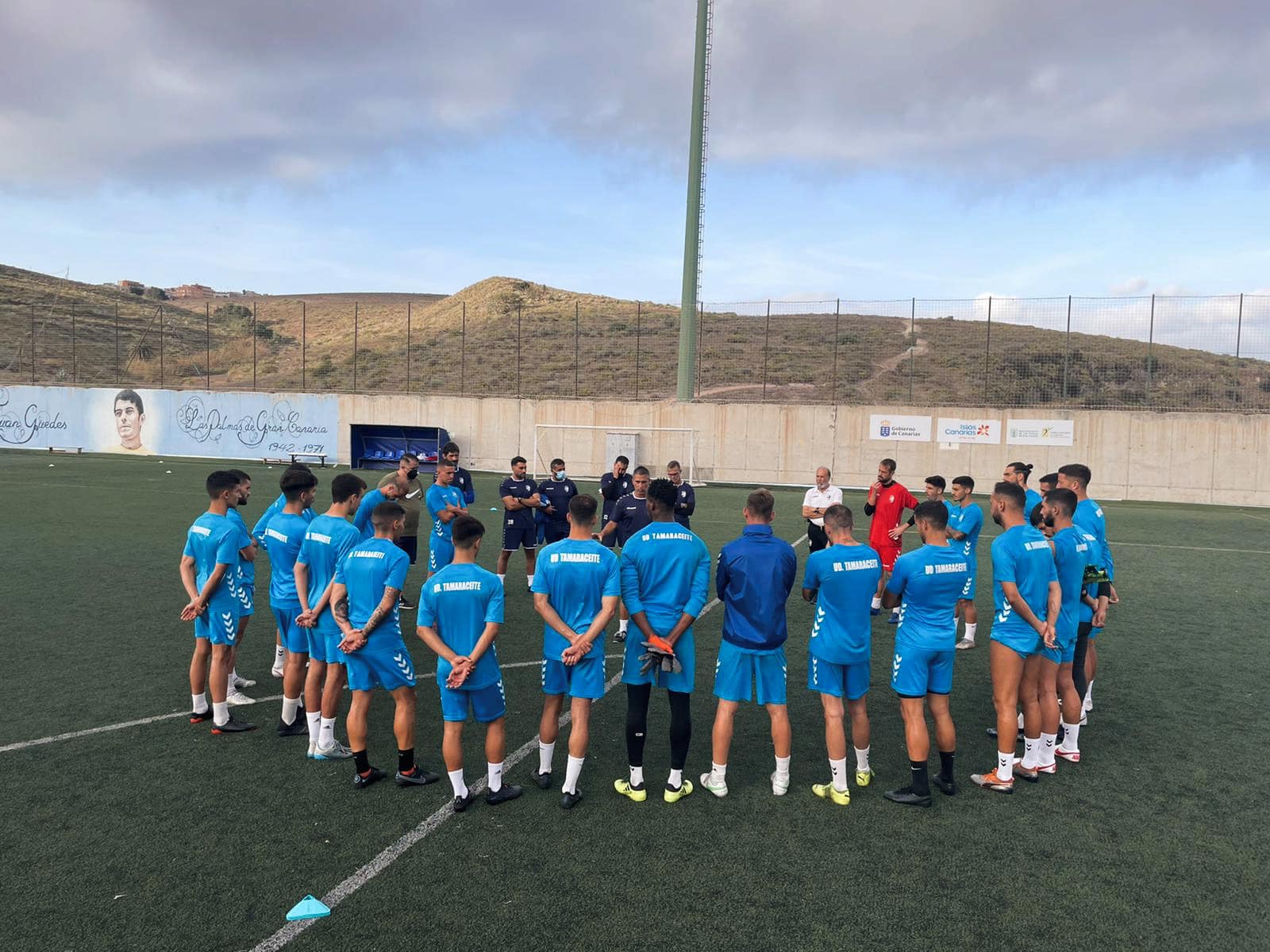 La UD Tamaraceite a intentar conseguir ante el CP Cacereño la primera