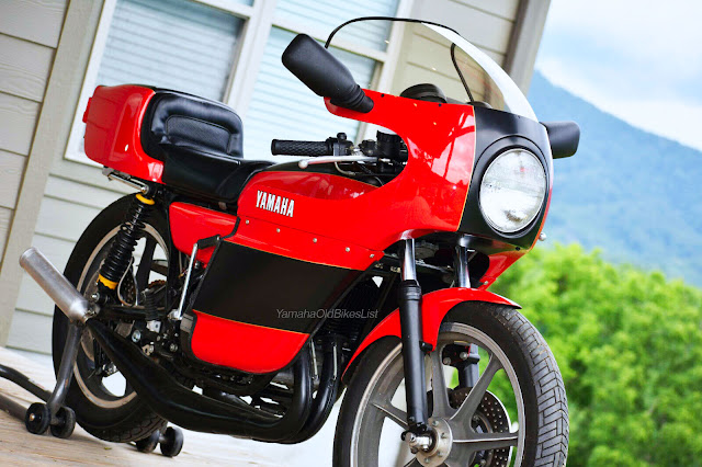 1974 Yamaha RD350 Don Vesco Vintage racing bike