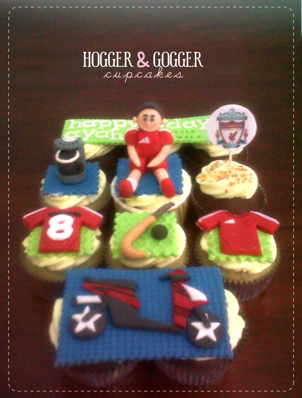 Hogger&Gogger Liverpool Cupcake set