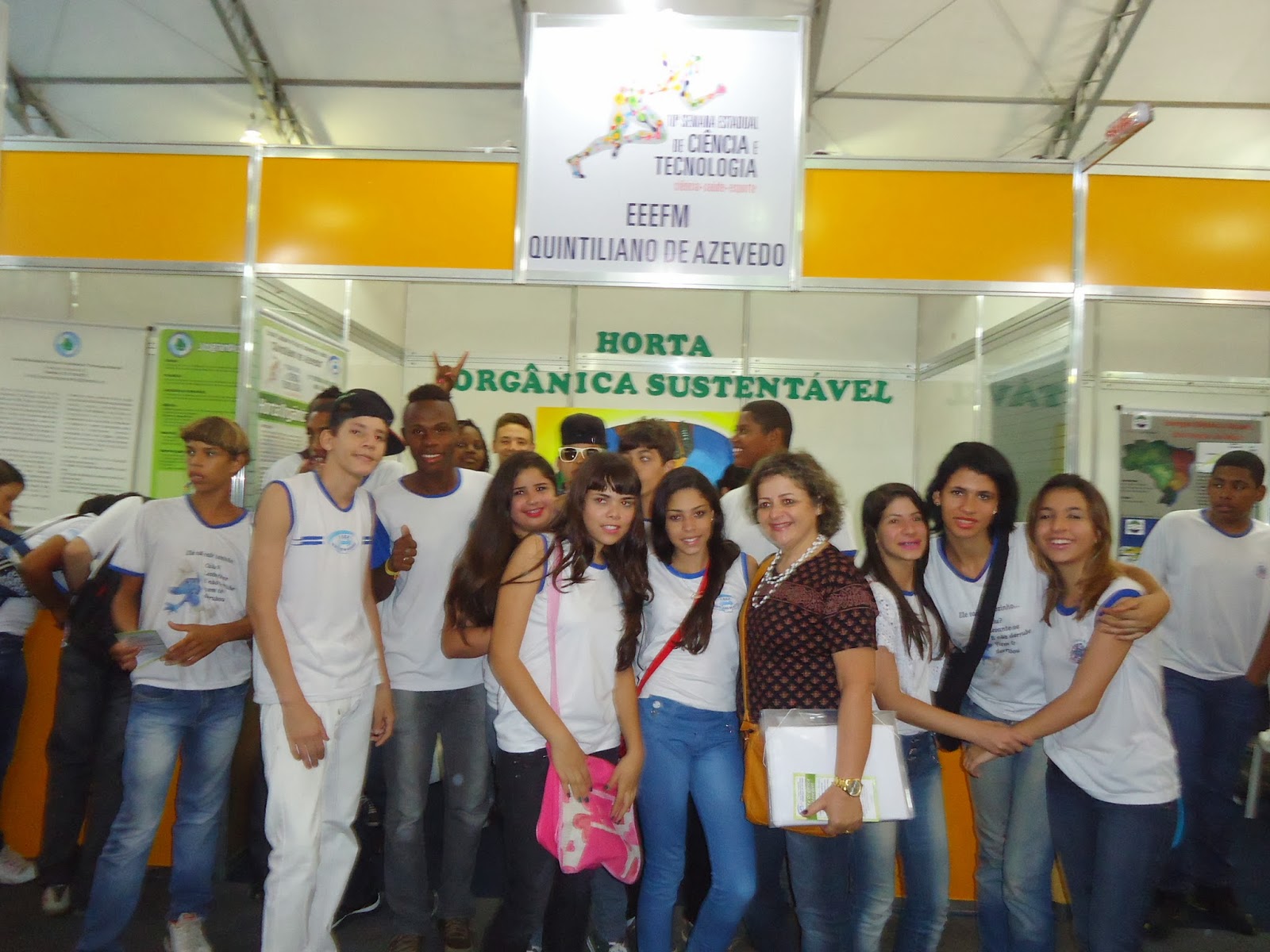 Escola Estadual de Ensino Fundamental e Médio "Quintiliano de Azevedo"