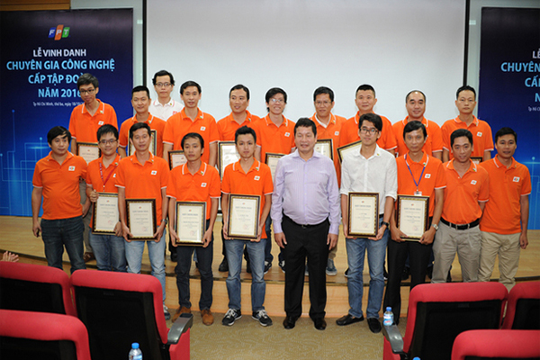 Lãnh Đạo FPT Kỳ Vọng Cán Bộ Công Nghệ Là Sứ Giả Toàn Cầu 2 Lãnh Đạo FPT Kỳ Vọng Cán Bộ Công Nghệ Là Sứ Giả Toàn Cầu 2