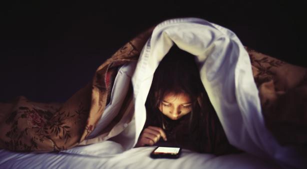 التكنولوجيا إحدى أسباب الشيخوخة المبكرة