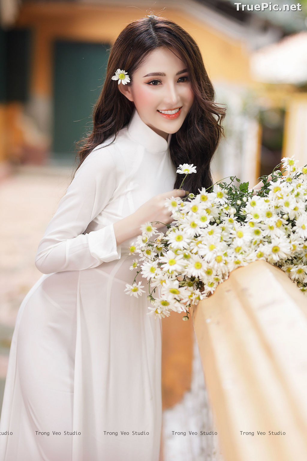 Image The Beauty of Vietnamese Girls with Traditional Dress (Ao Dai) #3 - TruePic.net - Picture-13