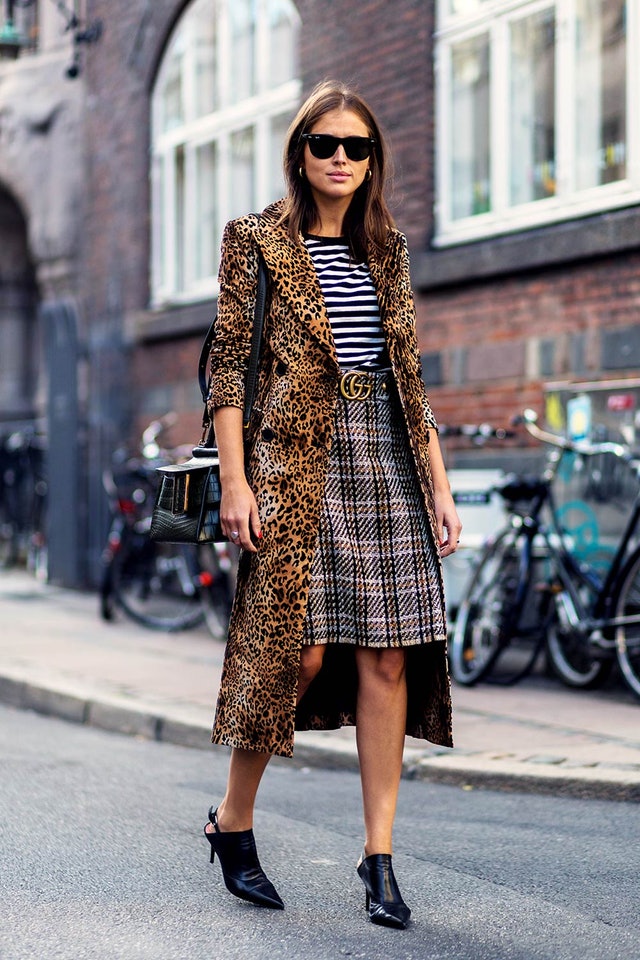 An Incredibly Cool Mixed Print Look to Try This Fall — Darja Barannik Street Style