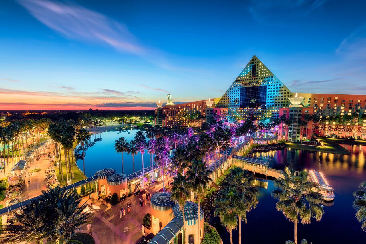 KARA'S STORIES Disney's Best Kept SecretThe Dolphin Resort