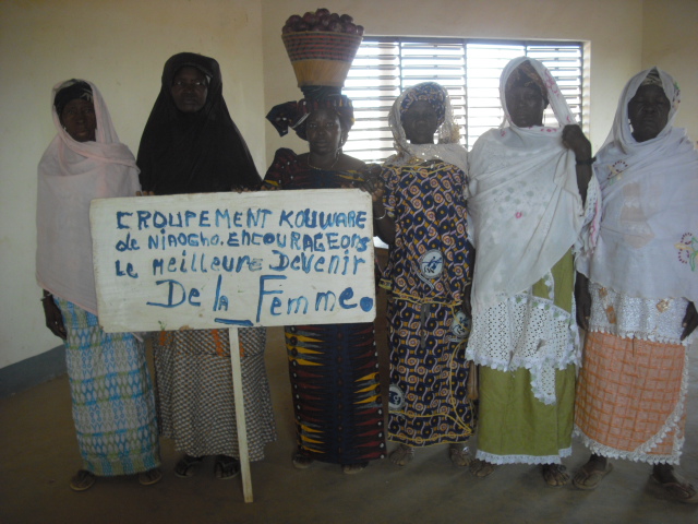 Sulla via di Niaogho... 8 marzo a Niaogho