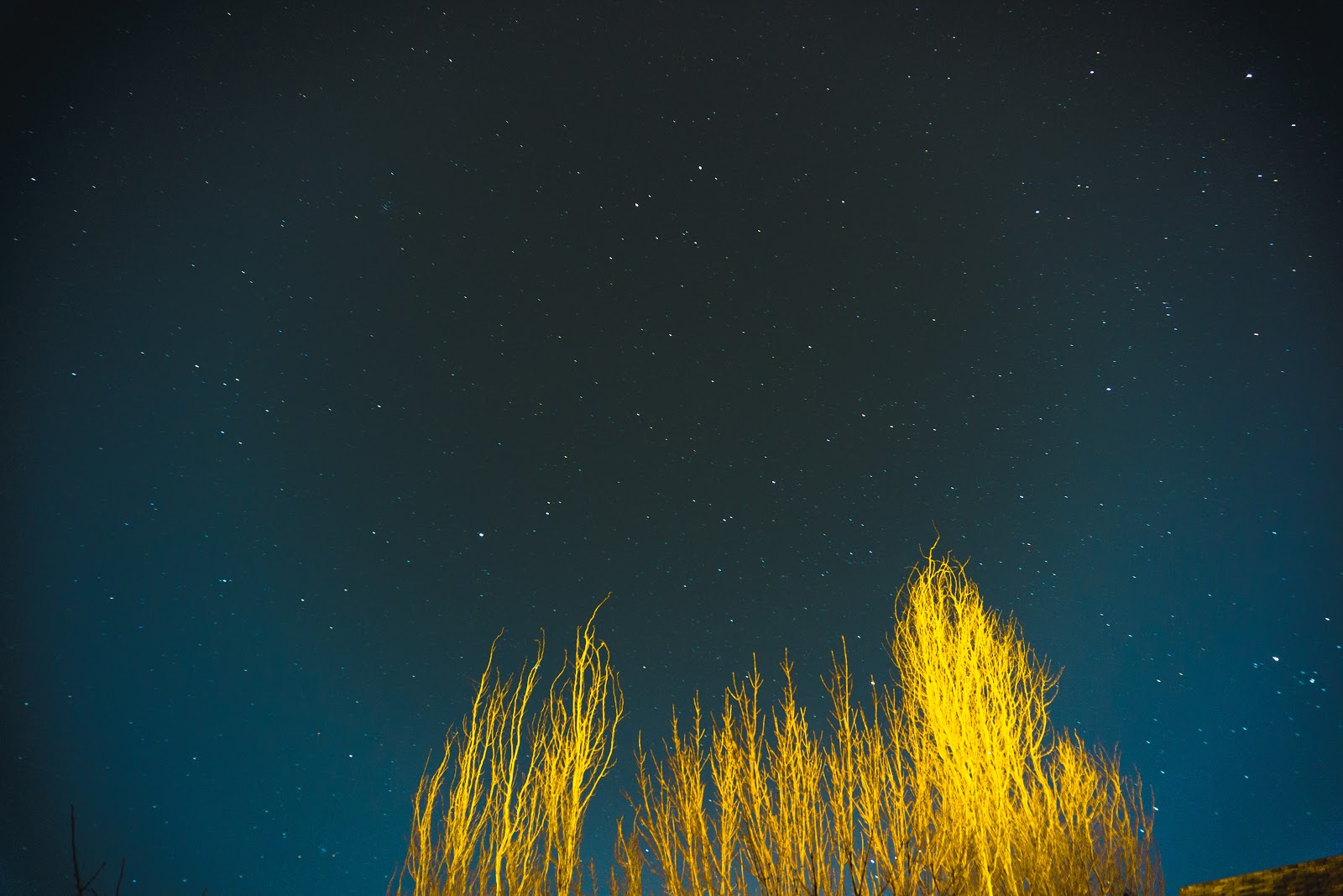 Amateur Astrophotography SONY a6000 with Kit Lens (Feb 14, 2017)