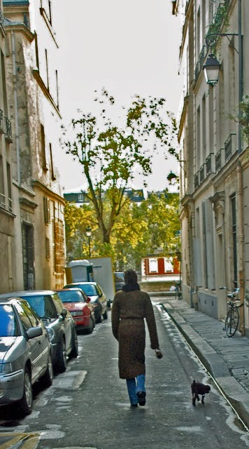 Postcards from Paris: Unexpected Details