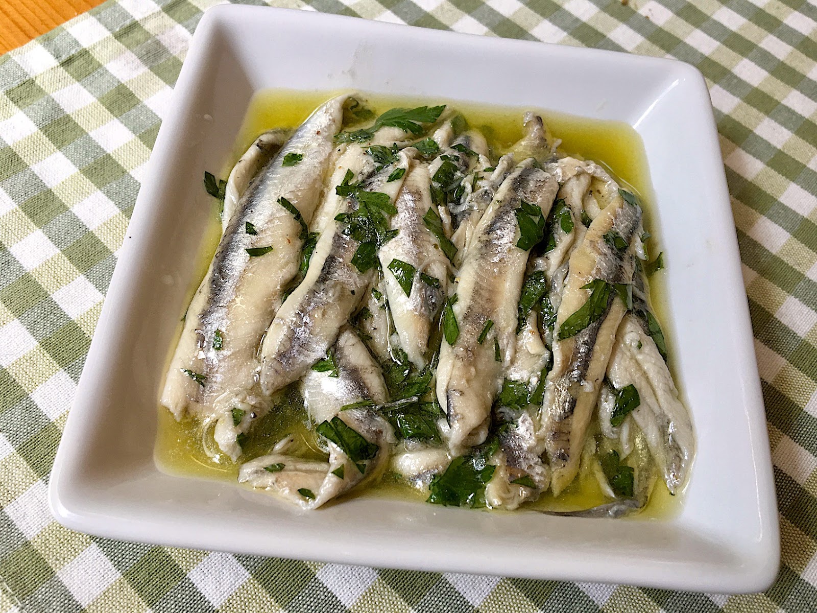 Sardinenfilets mariniert