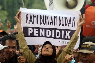 Tidak Ada Larangan Guru Non PNS Disertifikasi