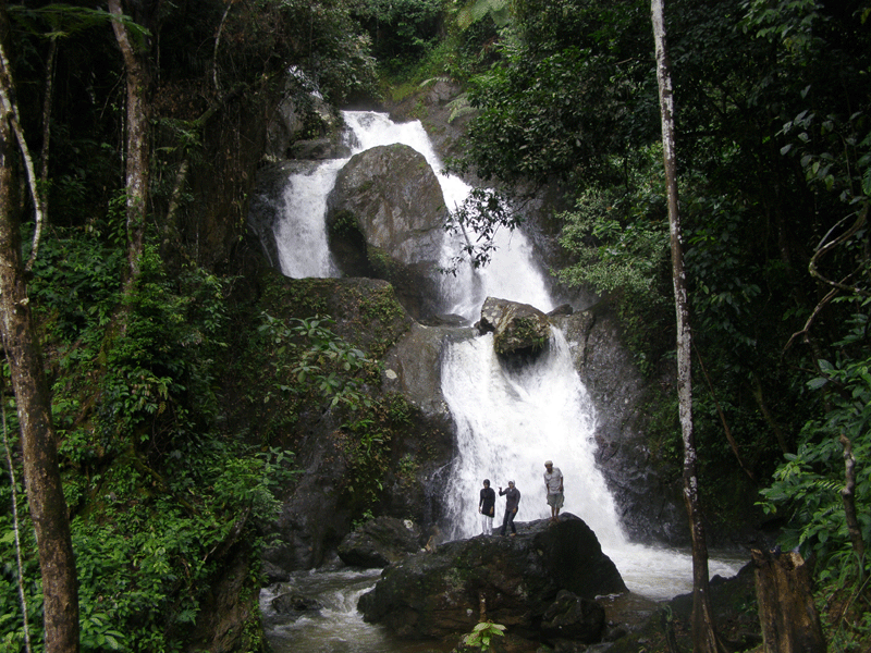 Tanjuang Jaro Falls, Mungka