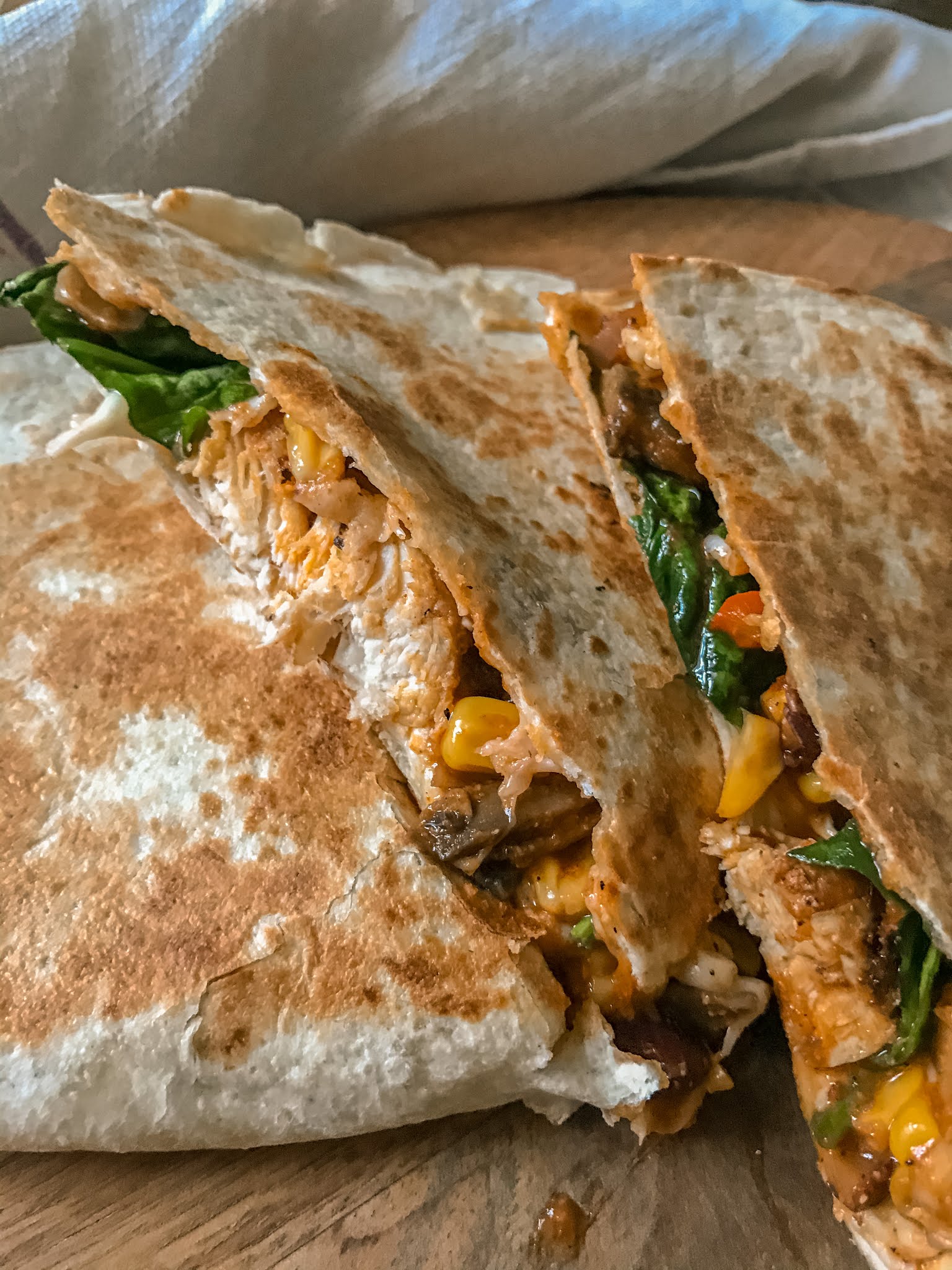 Quesadilla z meksykańskim wnętrzem jak ją zrobić? Blog podróżniczy