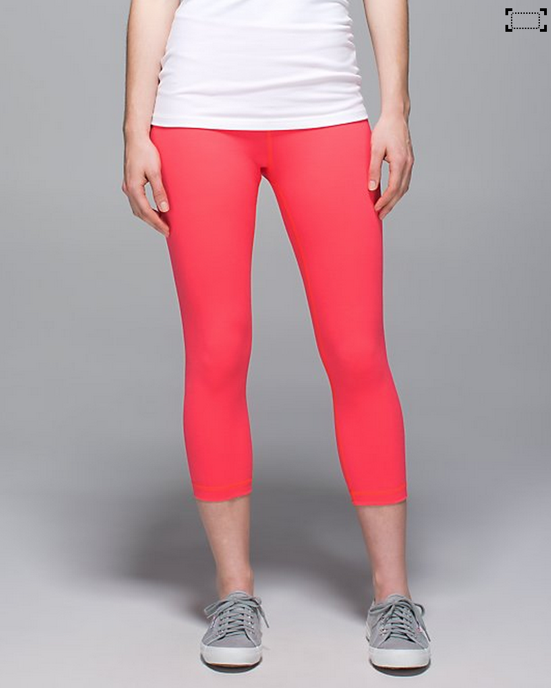 http://www.anrdoezrs.net/links/7680158/type/dlg/http://shop.lululemon.com/products/clothes-accessories/crops-yoga/Wunder-Under-Crop-II-Roll-Down?cc=17370&skuId=3600920&catId=crops-yoga