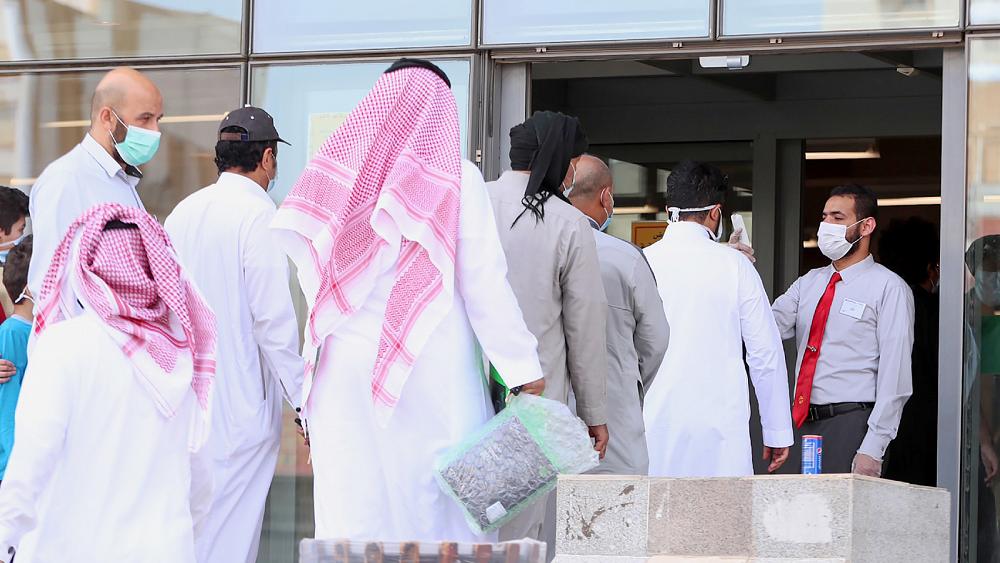 بالصور .. الحياة في السعودية بعد تخفيف قيود الحجر الصحي بسبب فيروس كورونا