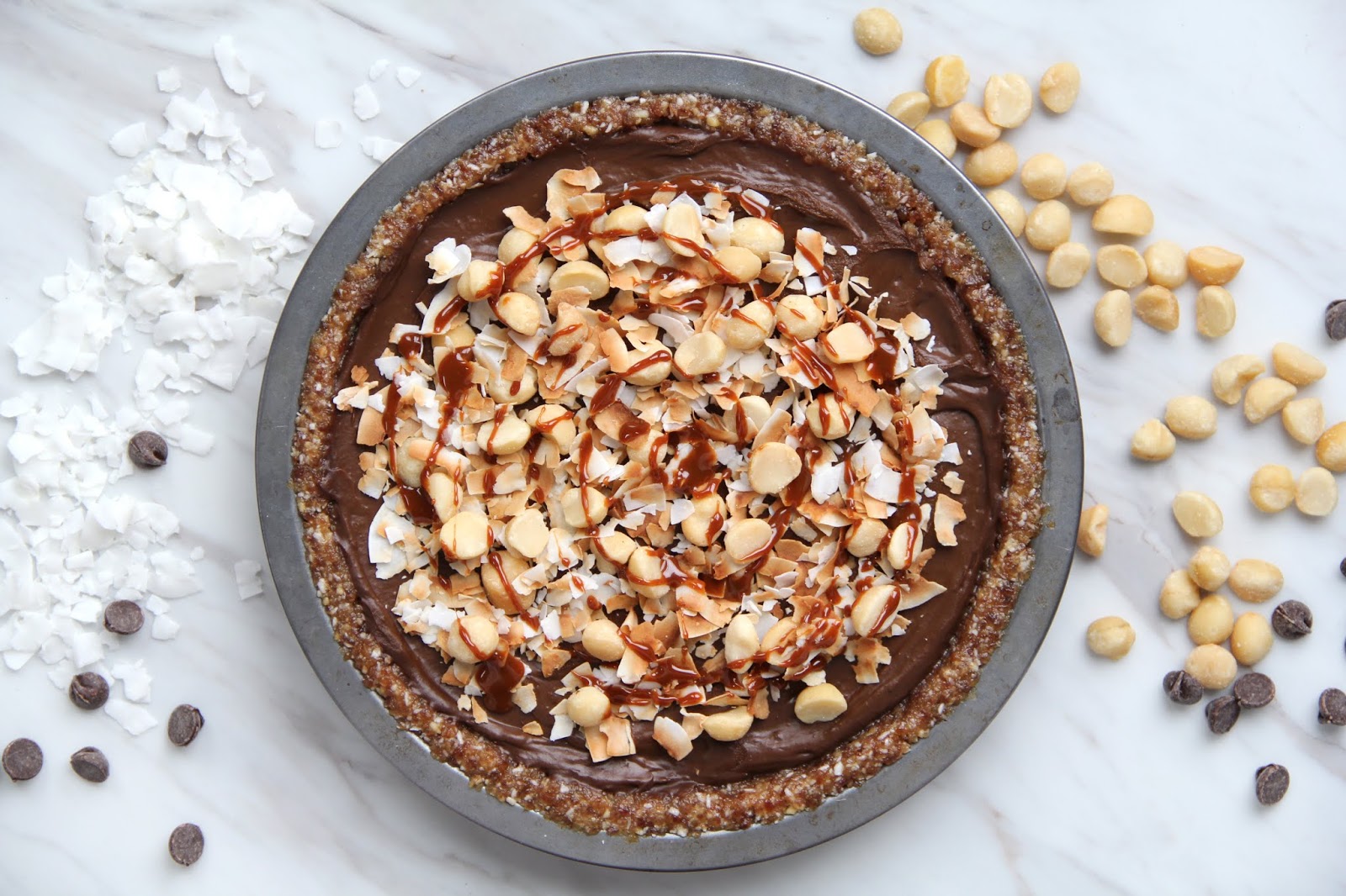 Vegan Chocolate Coconut MacNut Cream Pie
