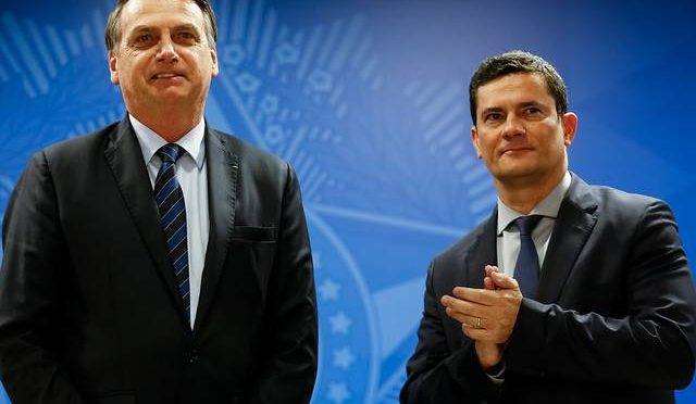 Bolsonaro diz que está descartada a possibilidade de desmembrar o ministério comandado por Moro