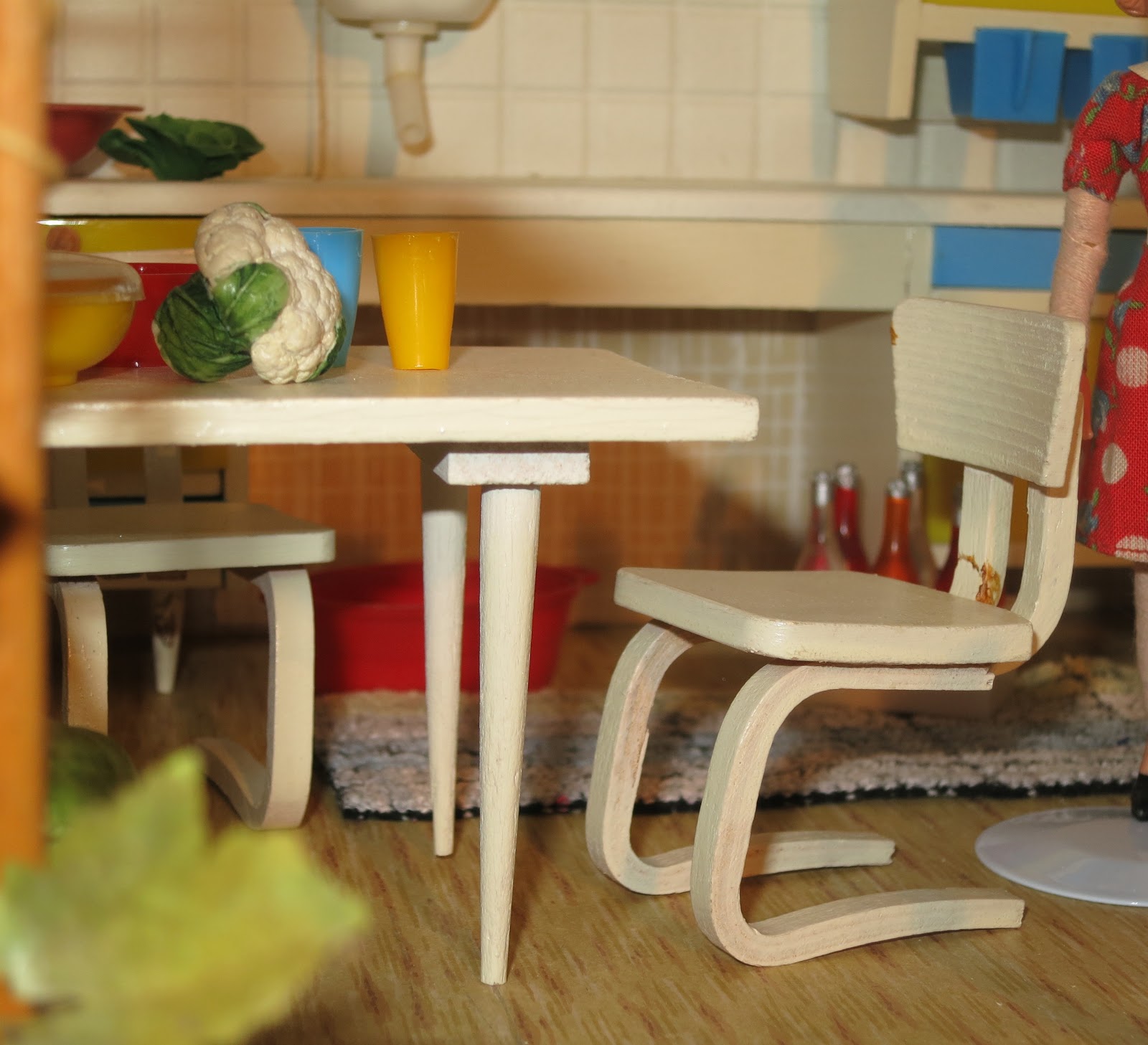 diePuppenstubensammlerin: April 2011