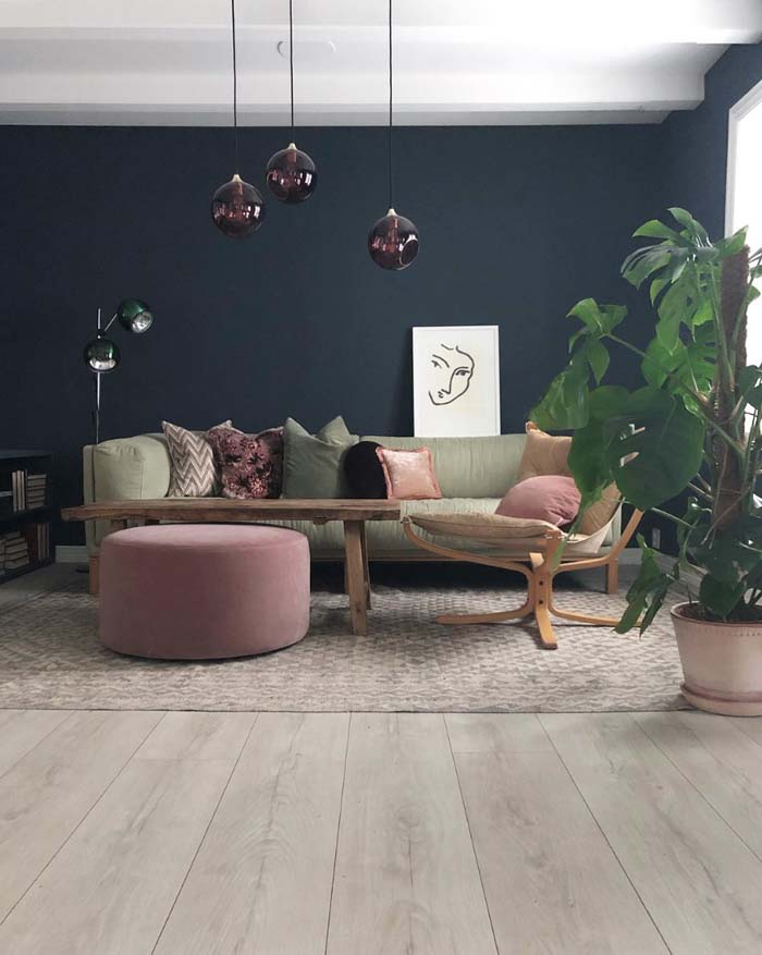 Modernia ja värikästä