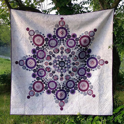 Flurry snowflake quilt made with circles