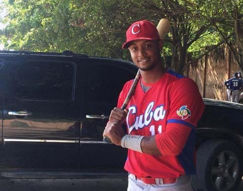 Pelotero Cubano Fallece en Accidente de Tránsito en Boca Chica