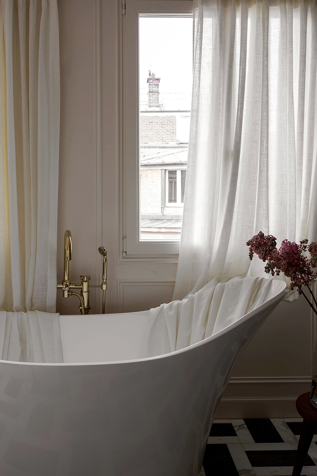 Décor Inspiration: A Paris Apartment by Christina Cole and Co.