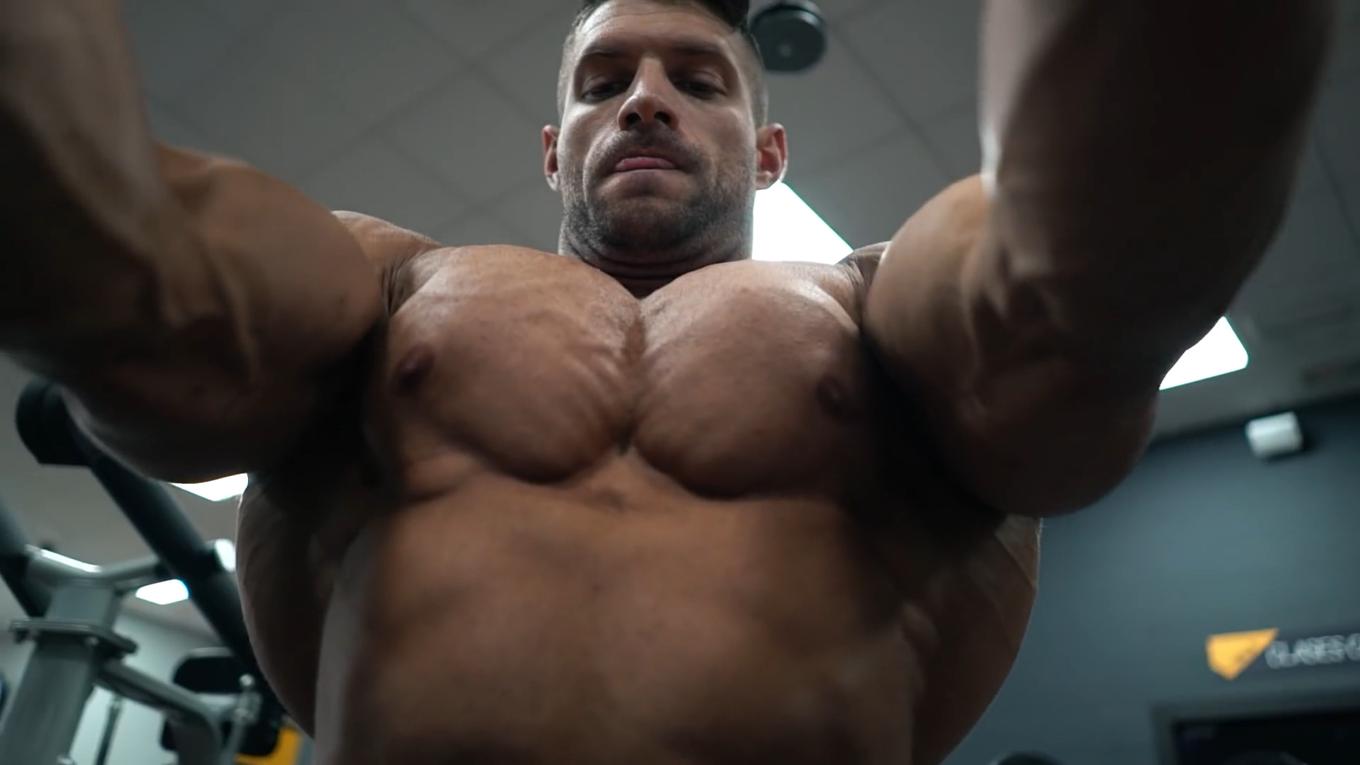 Kiraly Laszlo Video