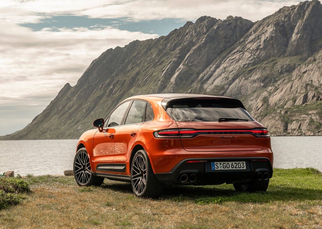 2022 Porsche Macan S