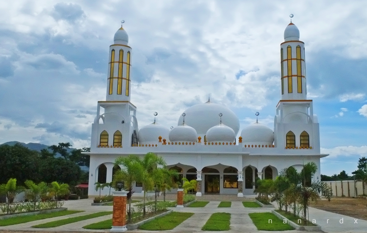 Masjid Al-Nasser Abpi, the White Mosque in Maguindanao