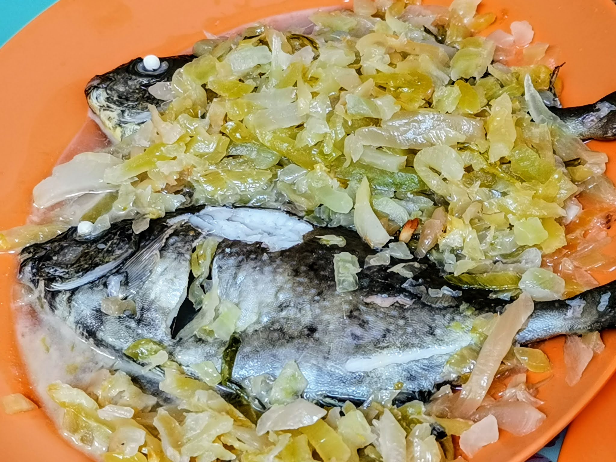 Why do Teochew Eat Rabbit Fish During Chinese New Year? 白肚鱼 🐟 拜年鱼