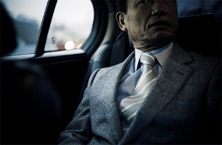 Who is Yakuza?, (ヤクザ or やくざ ?), violence group, Japanese Mafia, Mafia, ninkyō dantai, gokudō, what is Yakuza gruop