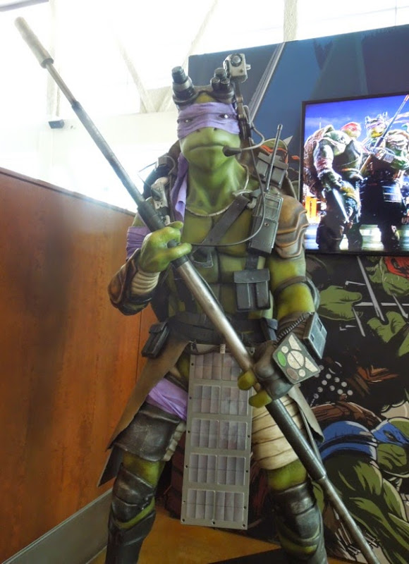 Life-size Donatello Teenage Mutant Ninja Turtles