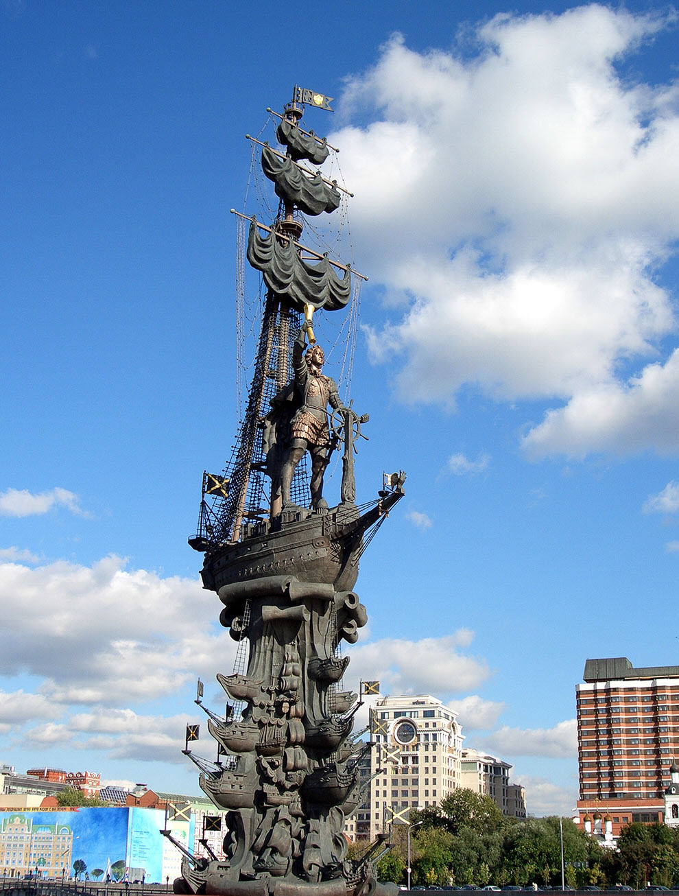 Laugh Gags Tallest Statues Of The World laugh-gags-tallest-statues-of-the-world