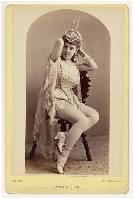 Burlesque dancers of the 1890s randommusings.filminspector.com