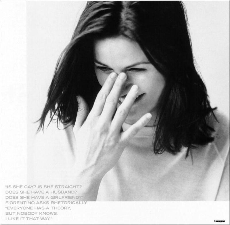 Tube Space Specimen | Linda Fiorentino - Images