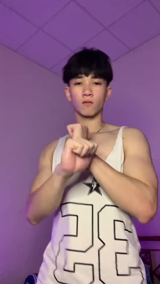 Nguyễn Thiên Vũ Twitter lộ clip