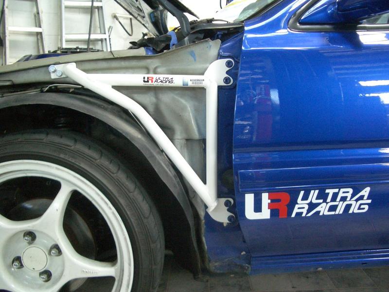 motoring, cars, driving, and traffic Chassis Stiffening