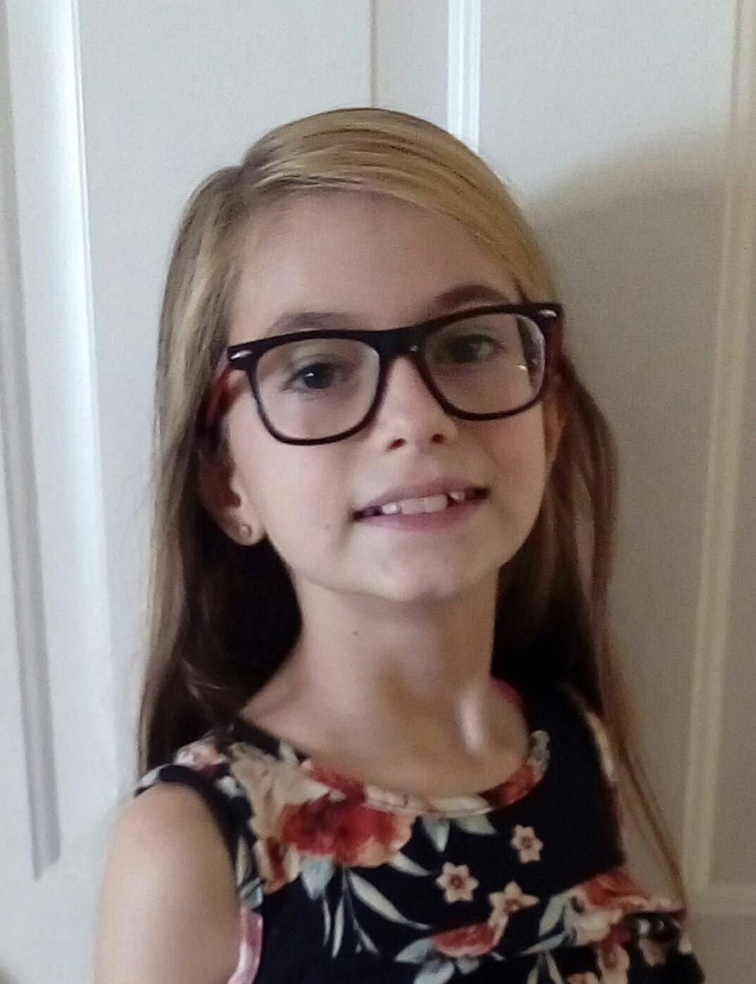 Mommie of 2 Back to School Glasses with Review
