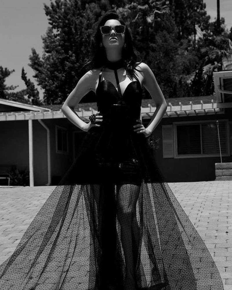 magazine april 2021 laura marano style laura marano fashion laura