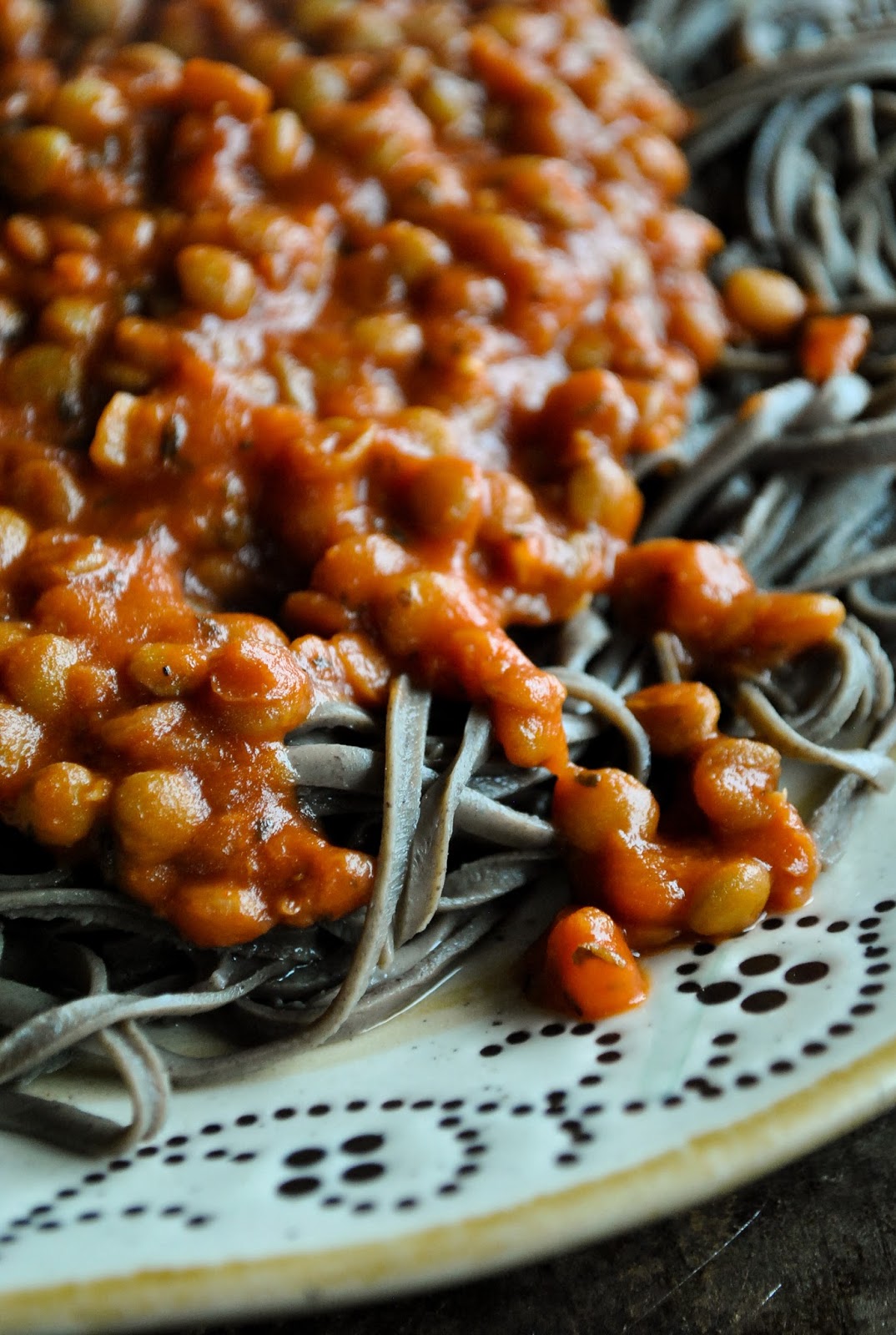 Lentil Bolognese with black bean spaghetti VeganSandra