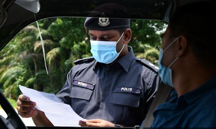 3 dalam 1 kenderaan kini dibenarkan  My Malay News