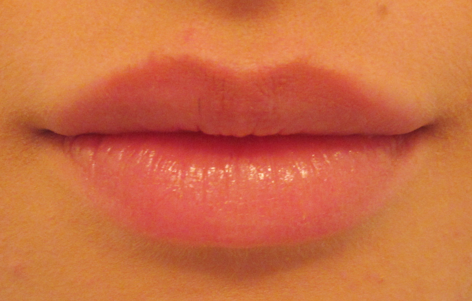 Living off samples HOW TO GET FULL LOOKING LIPS