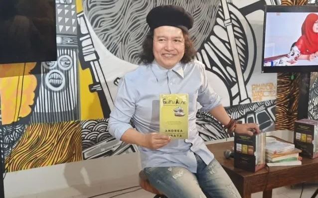 Download Novel Guru Aini pdf Karya Andrea Hirata, Best