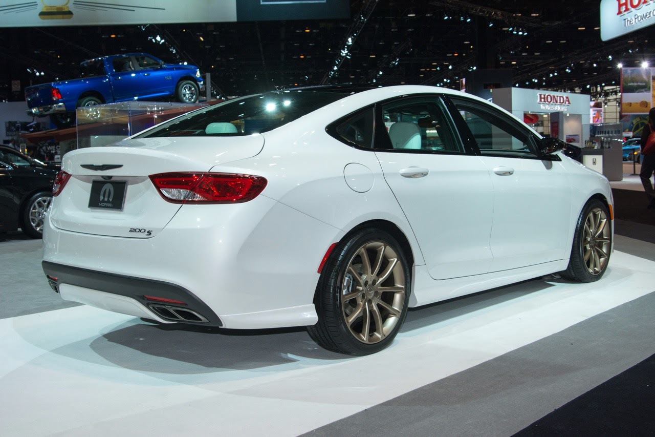 Chrysler 200 Mopar Body Kit