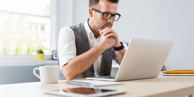 Cara Meningkatkan Kecerdasan Emosional (EQ) Kecerdasan emosional bisa dikatakan kemampuan untuk memahami Cara Meningkatkan Kecerdasan Emosional (EQ)