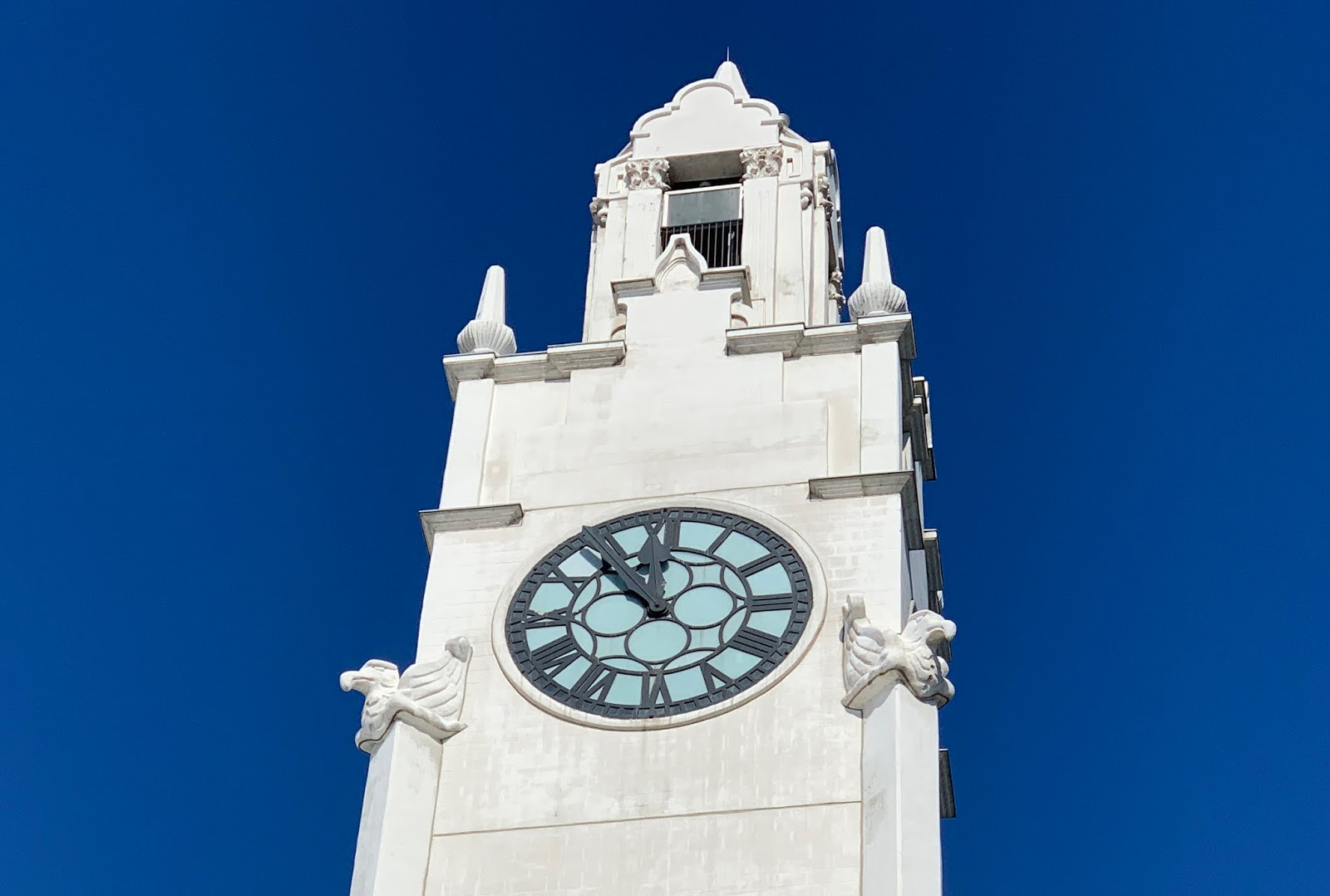  POINTS OF VIEW _______________ THE TIME CHANGE 2019