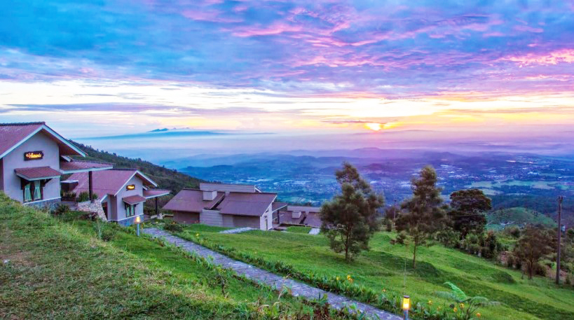 Hotel di bandungan semarang yang bagus