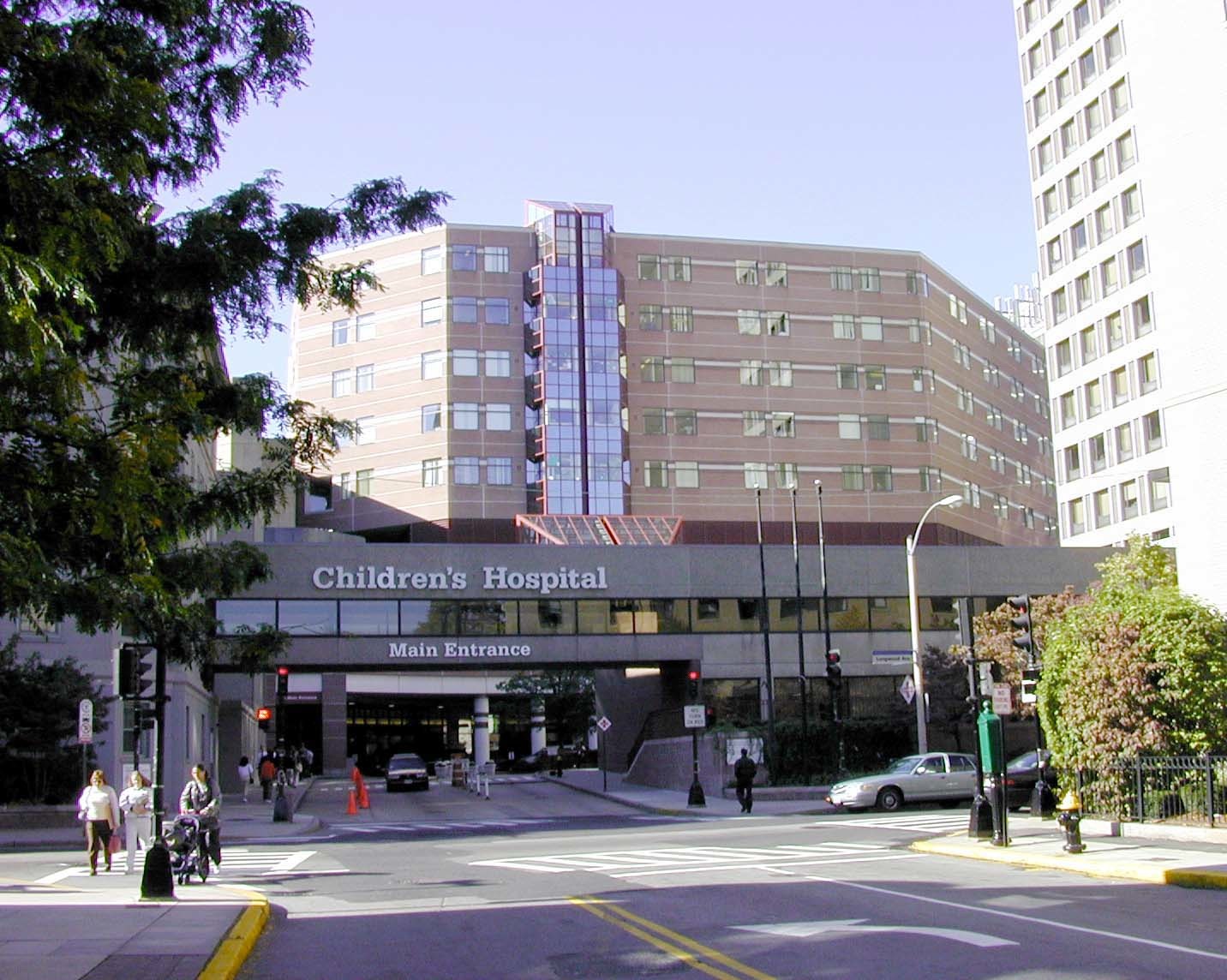 З госпиталь. Boston children's Hospital больница. Boston больница Бостонская детская больница. Больницы Бостона США. Бостон метро госпиталь.