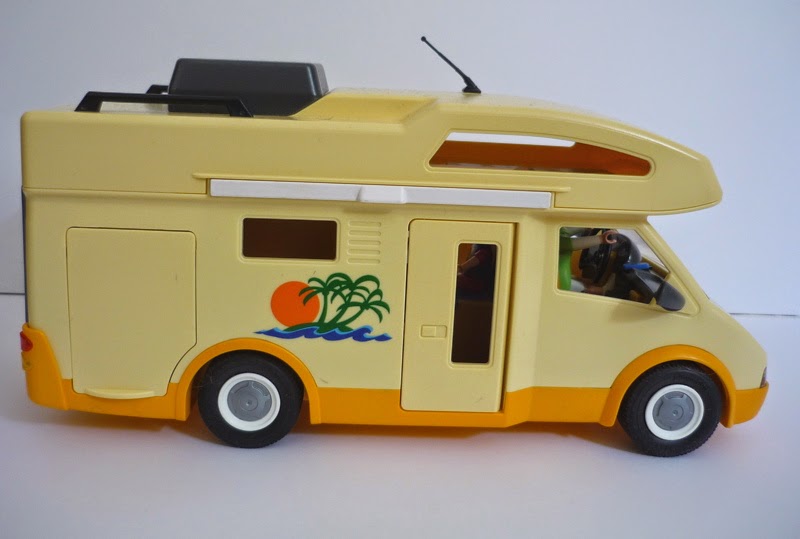 la boîte à bazar Camping car Playmobil 3647